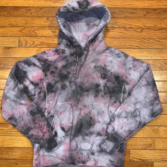 Stylish re-designed Champion hooded sweatshirt - Picture 9 of 10